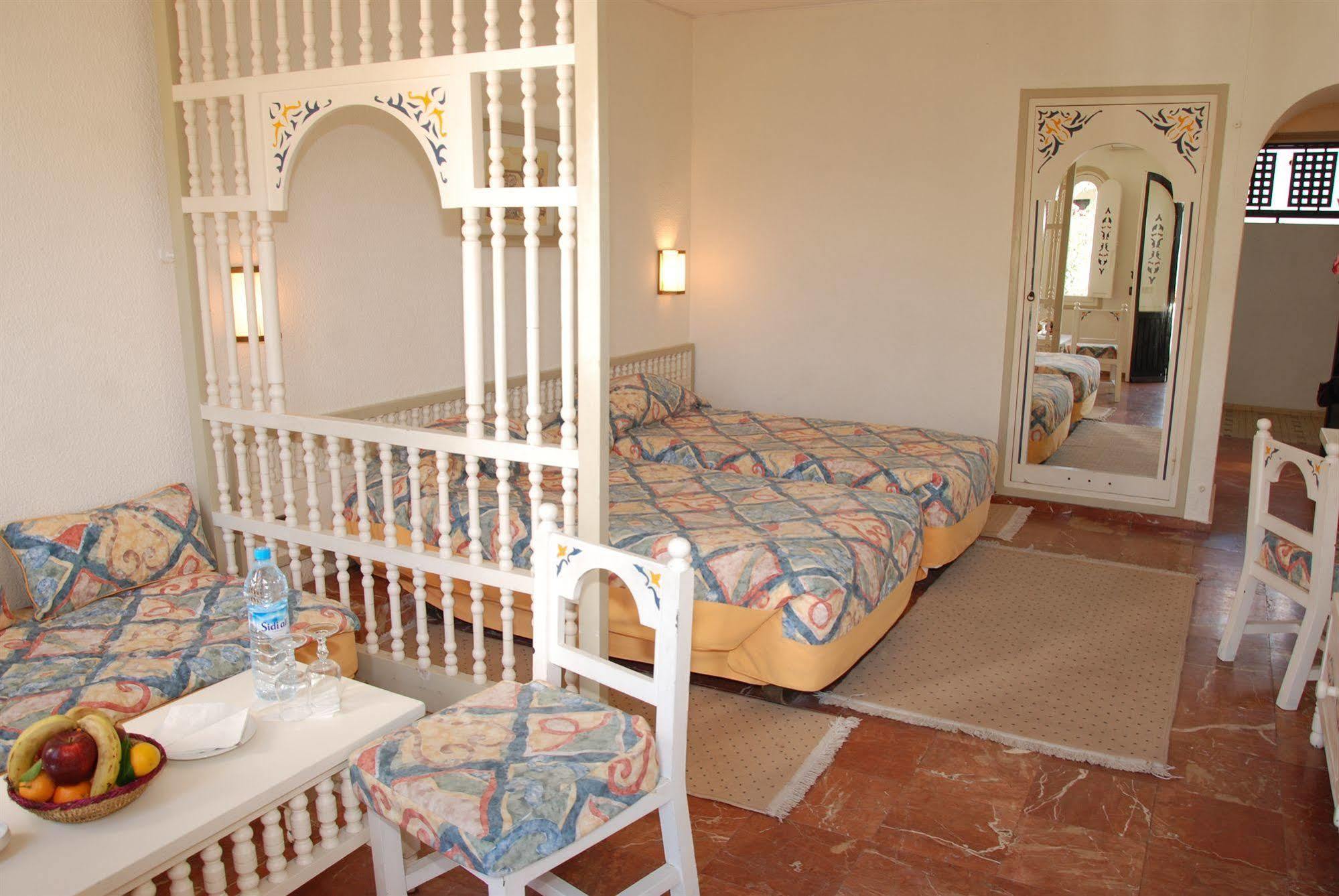 Hotel Les Omayades Agadir Exterior photo
