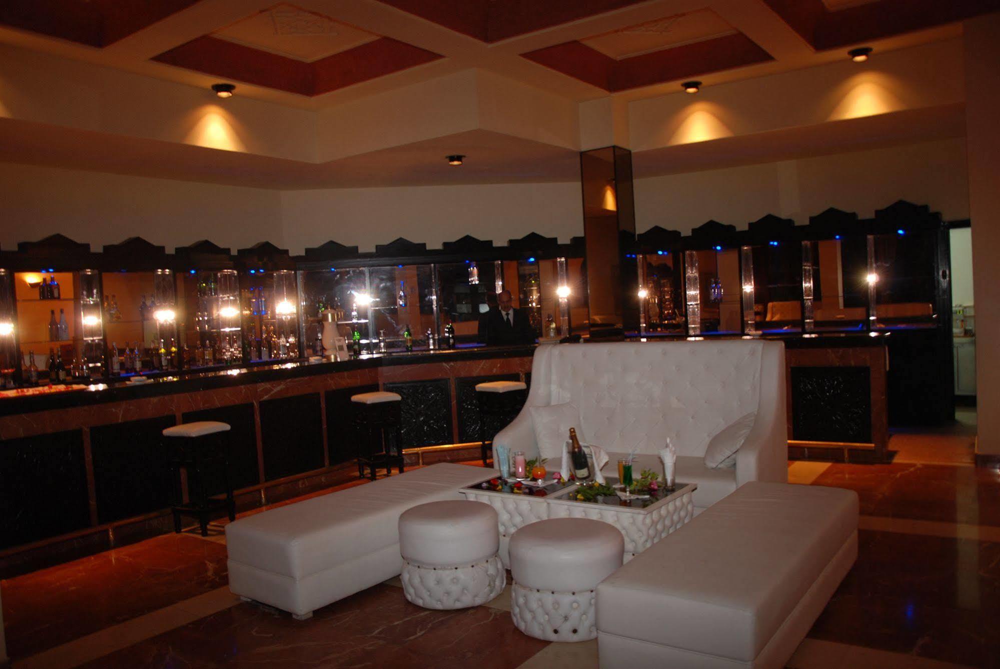 Hotel Les Omayades Agadir Exterior photo